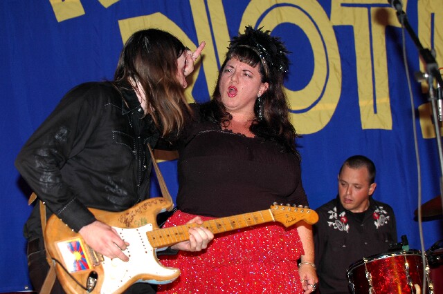 min 2005 11 25 riot 309